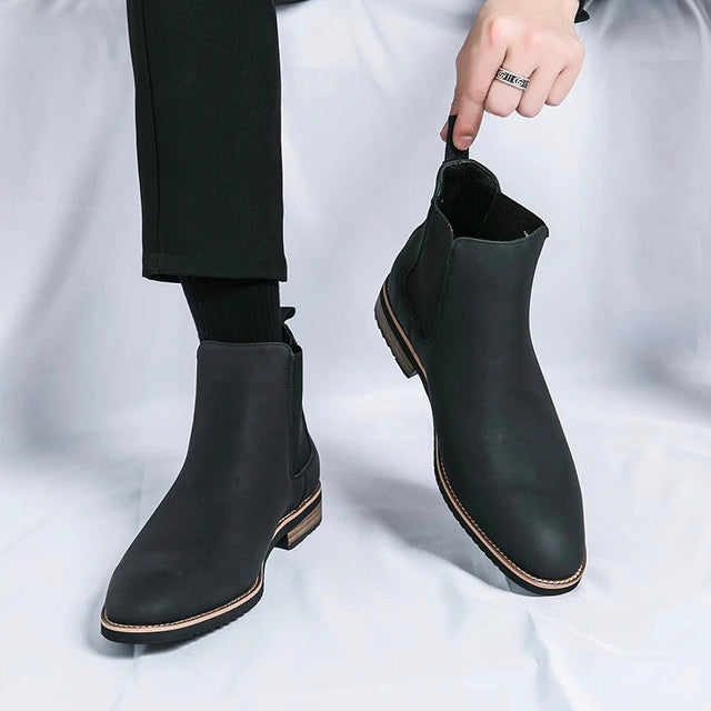Jimmy - Men's Chelsea Boots with Contrast Sole