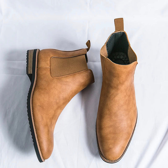 Jimmy - Men's Chelsea Boots with Contrast Sole