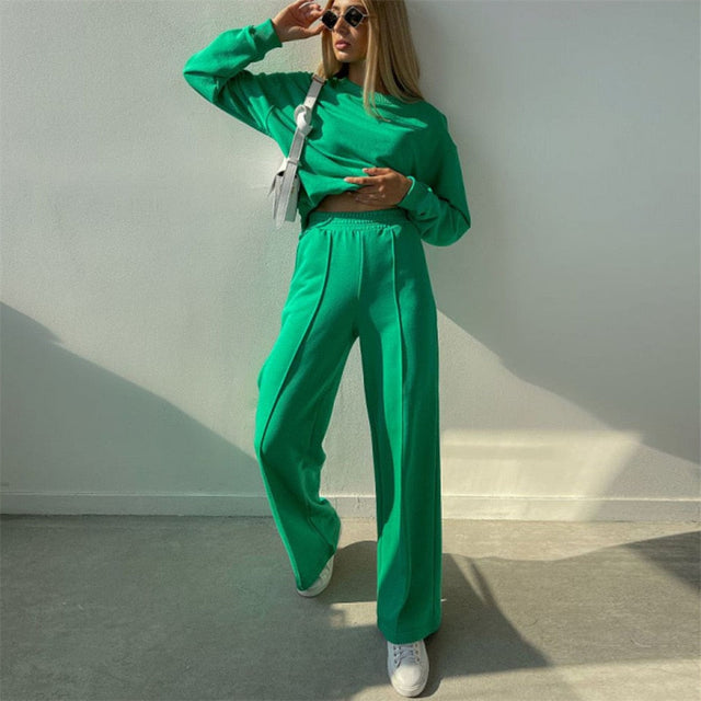 Petra - Women's Oversized Hoodie and Wide-Leg Joggers Set